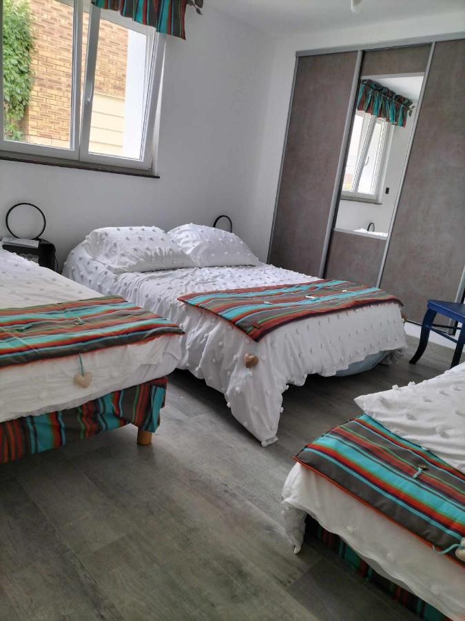Au Petit Bonheur Apartment Ferques Bagian luar foto