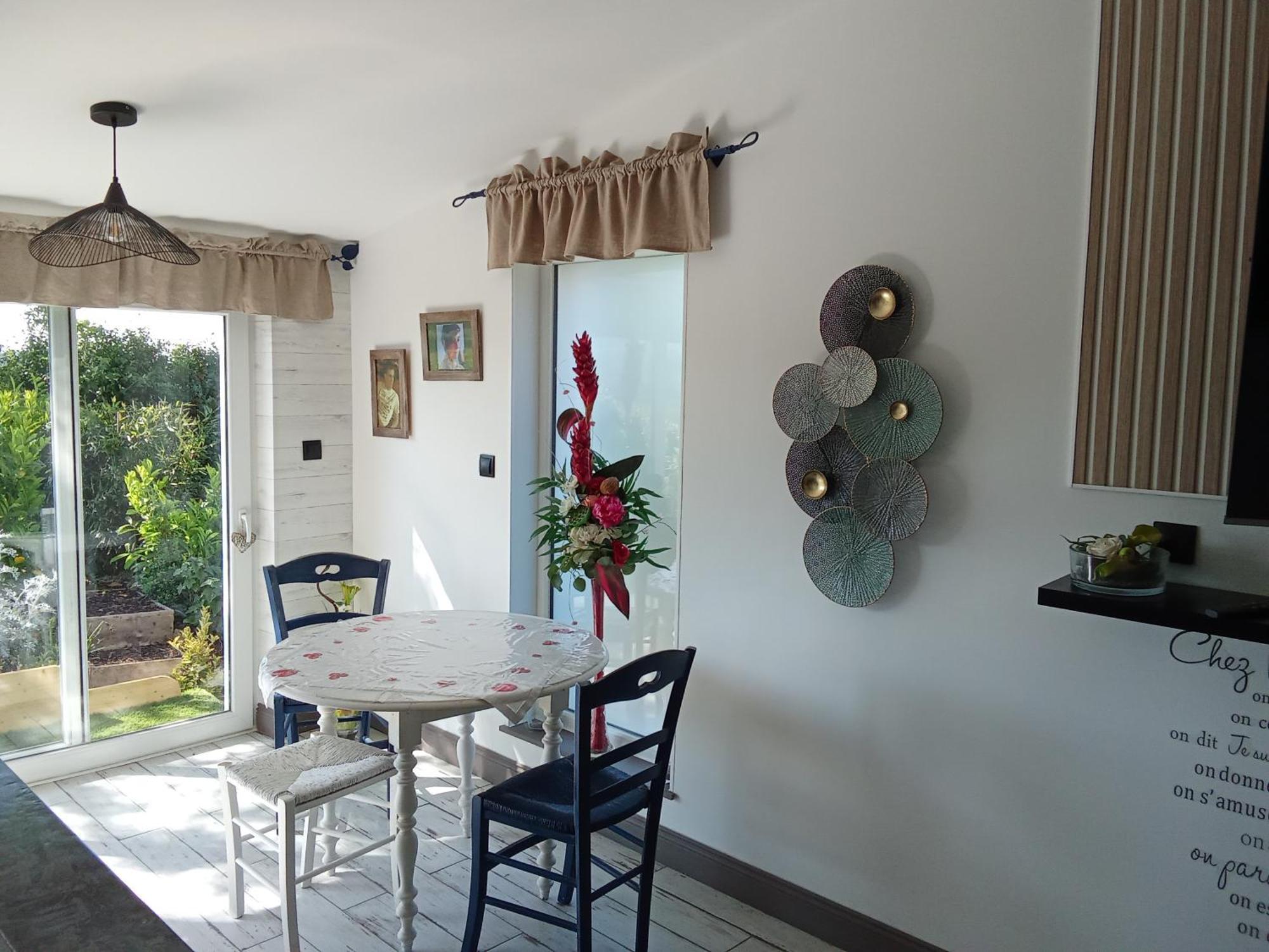 Au Petit Bonheur Apartment Ferques Bagian luar foto